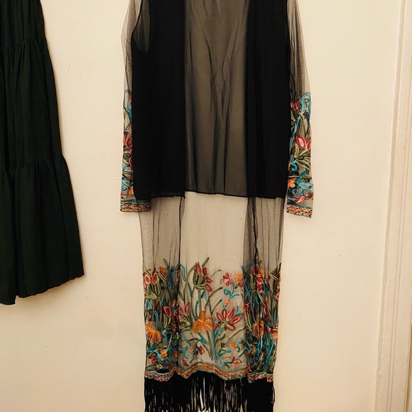 Kimono - Picture 3 of 5